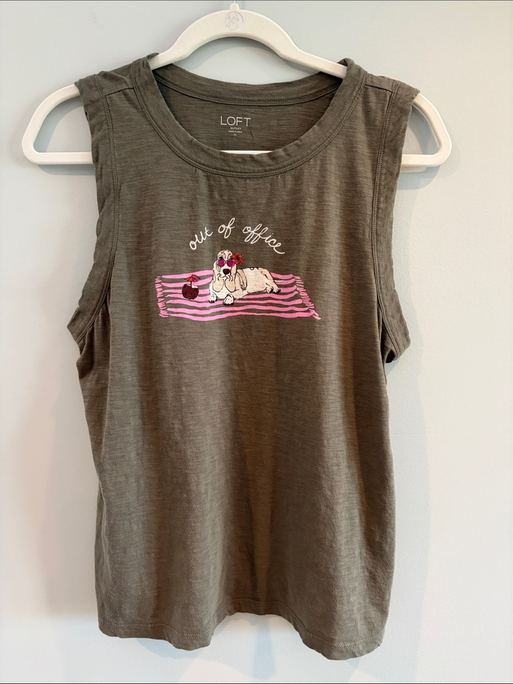 LOFT Olive Green Sleeveless Tee with Pink Beach Graphic
